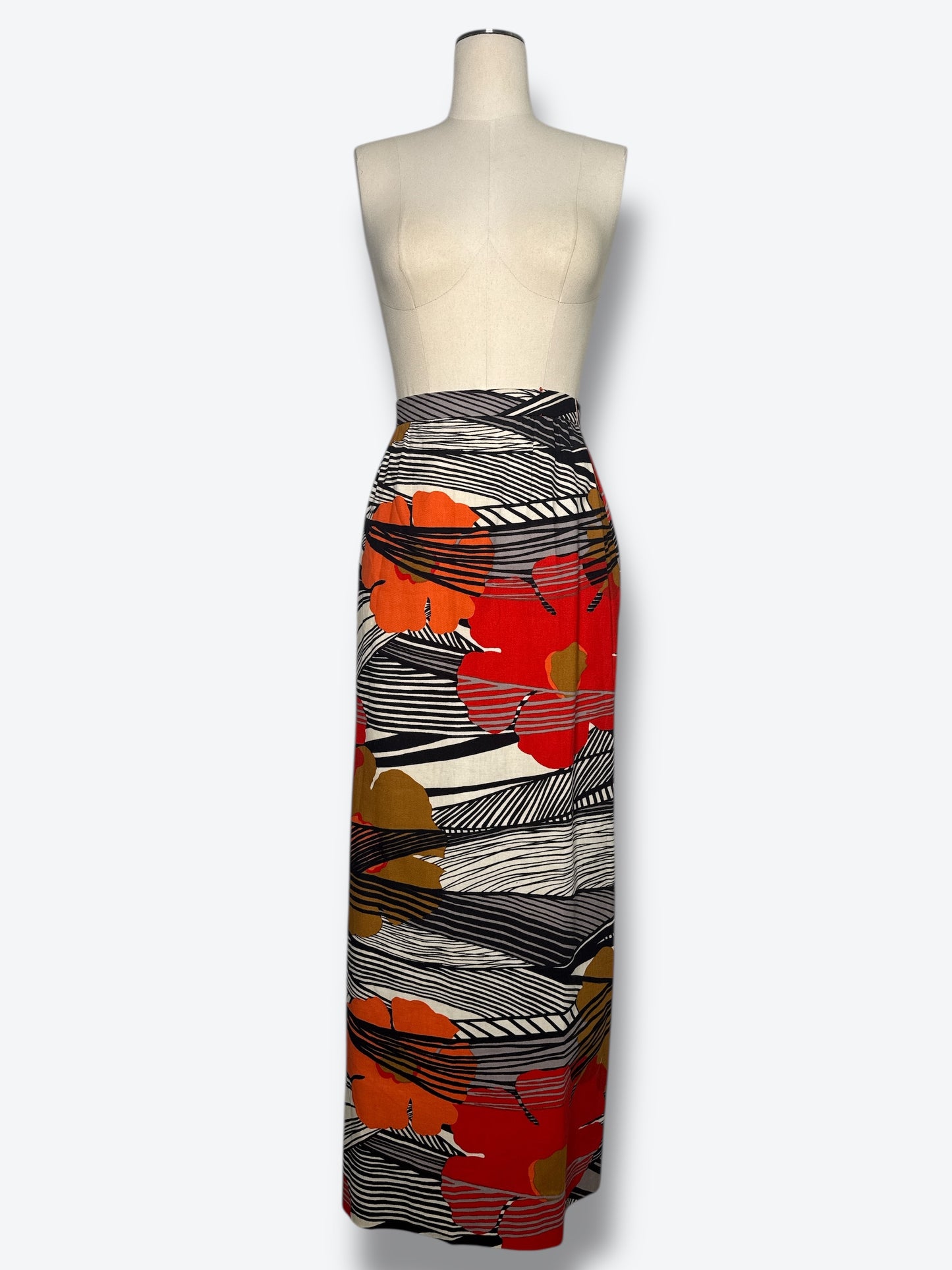 #3. 1960s Floral High-waisted Straight-Cut Maxi Skirt