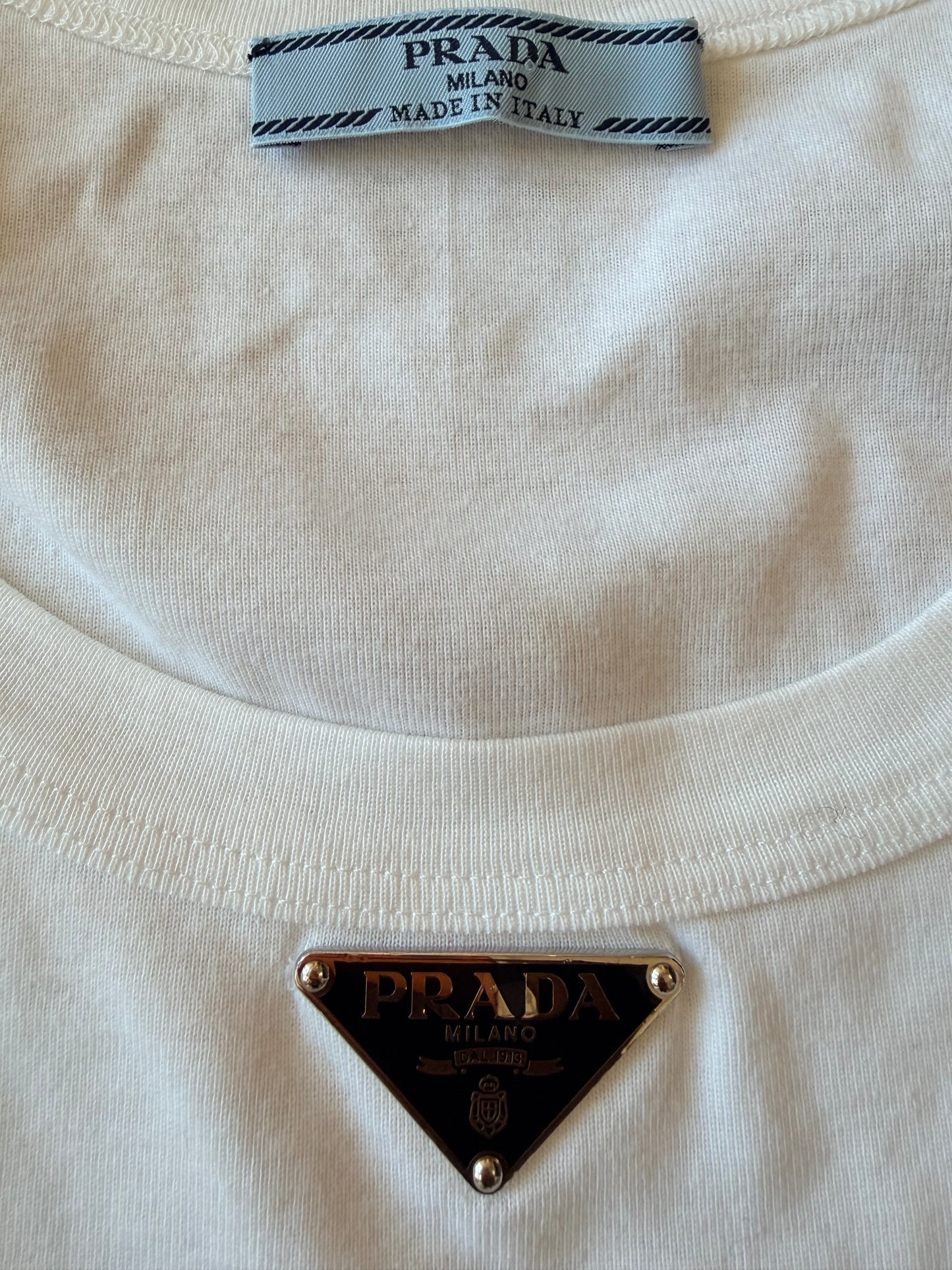 Essential: Prada jersey Iconic Triangle Logo Plaque
