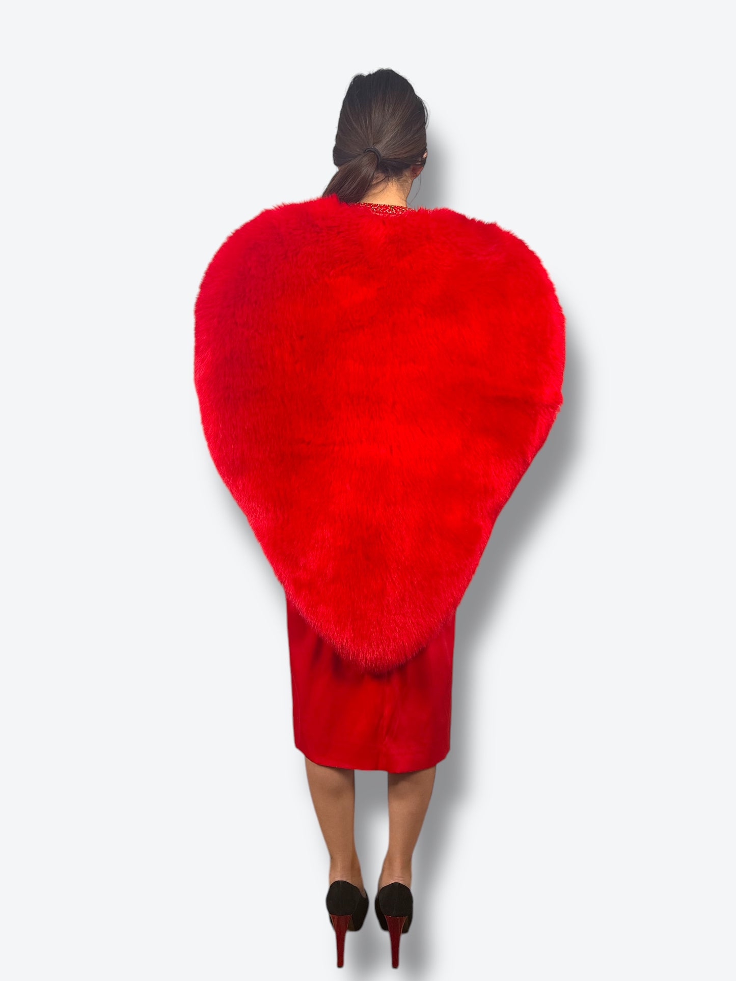 Trend: Faux Fur Heart Cape