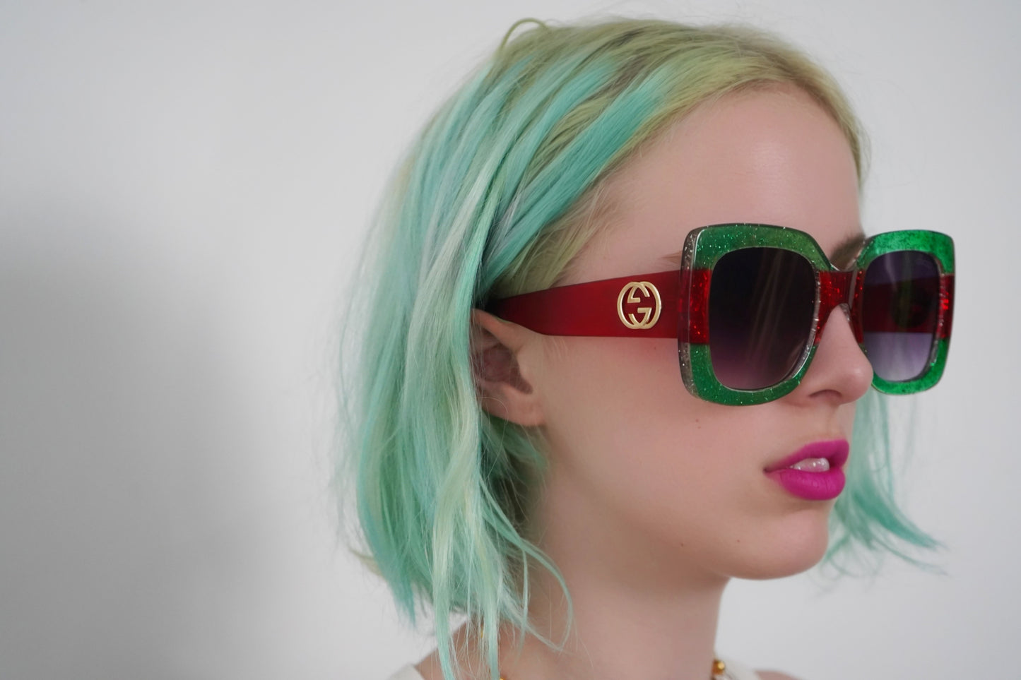 Y2K Gucci Sunglasses (GG0083S)