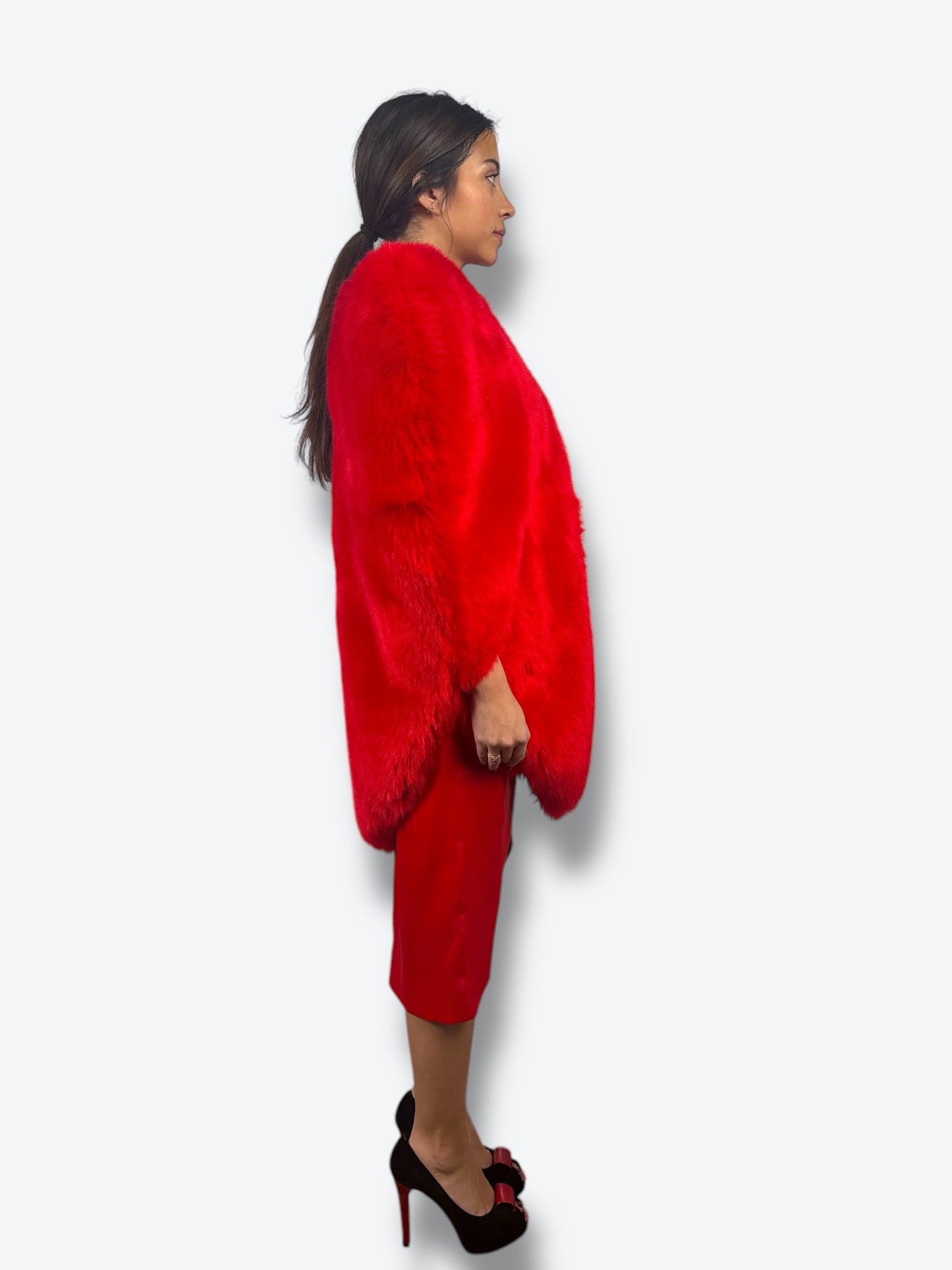 Trend: Faux Fur Heart Cape