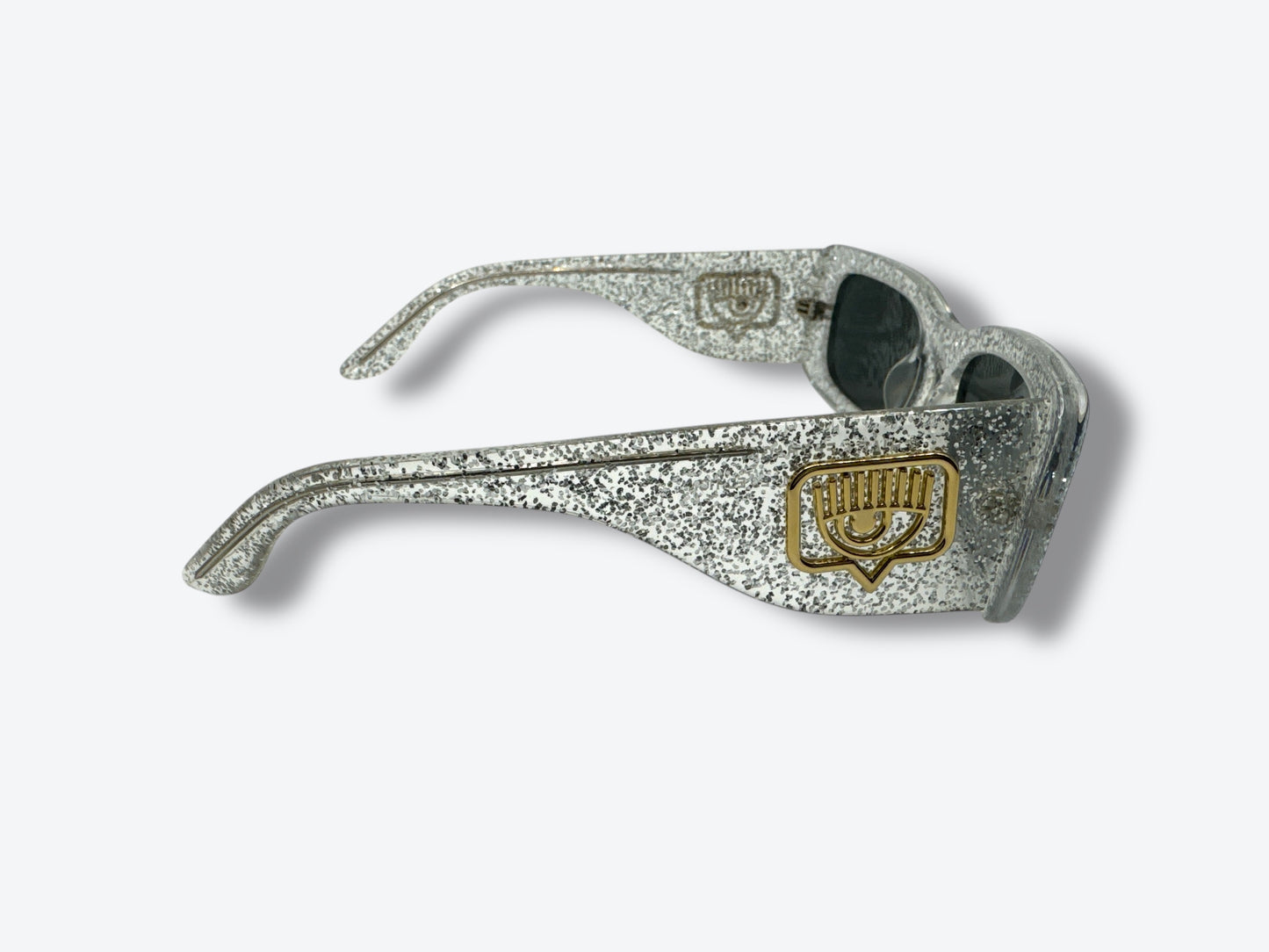 Trend: Chiara Ferragani Glitter Sunglasses w/Case