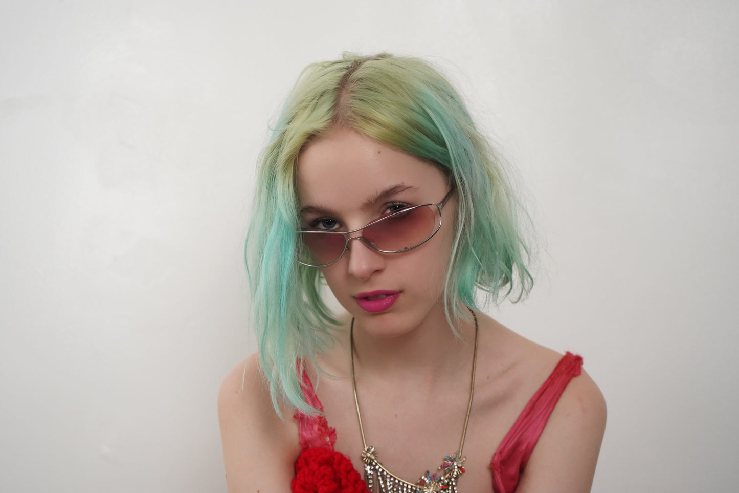Y2K Chanel Pink Sunglasses (L1495403)