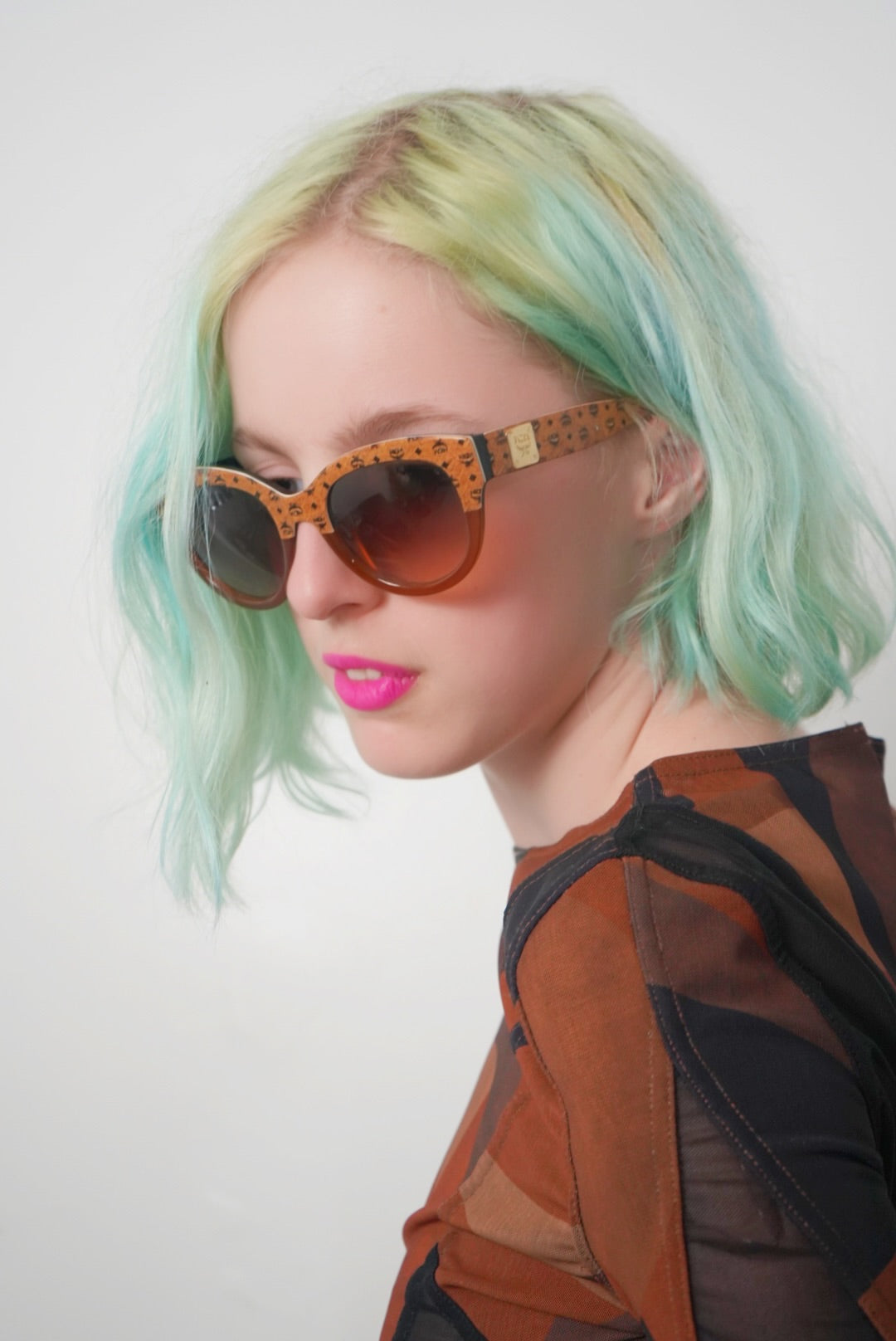 Trend: MCM Sunglasses (MCM608S 257 53 • 22 140