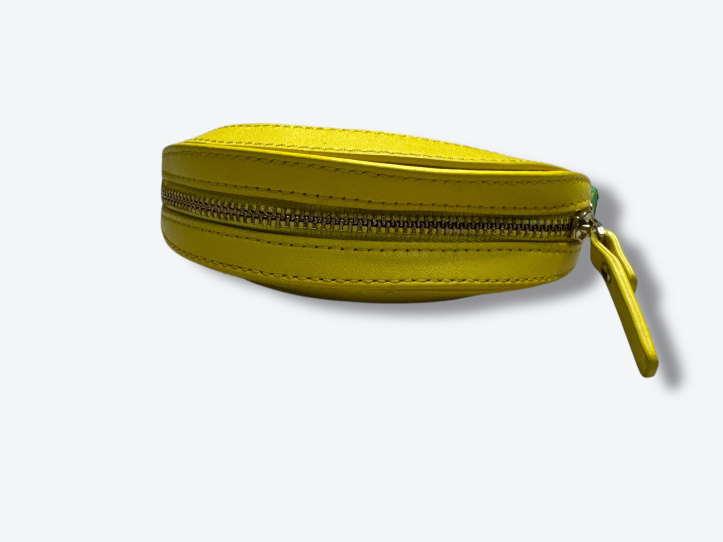 Trend: Kate Spade Leather Banana Coin Purse