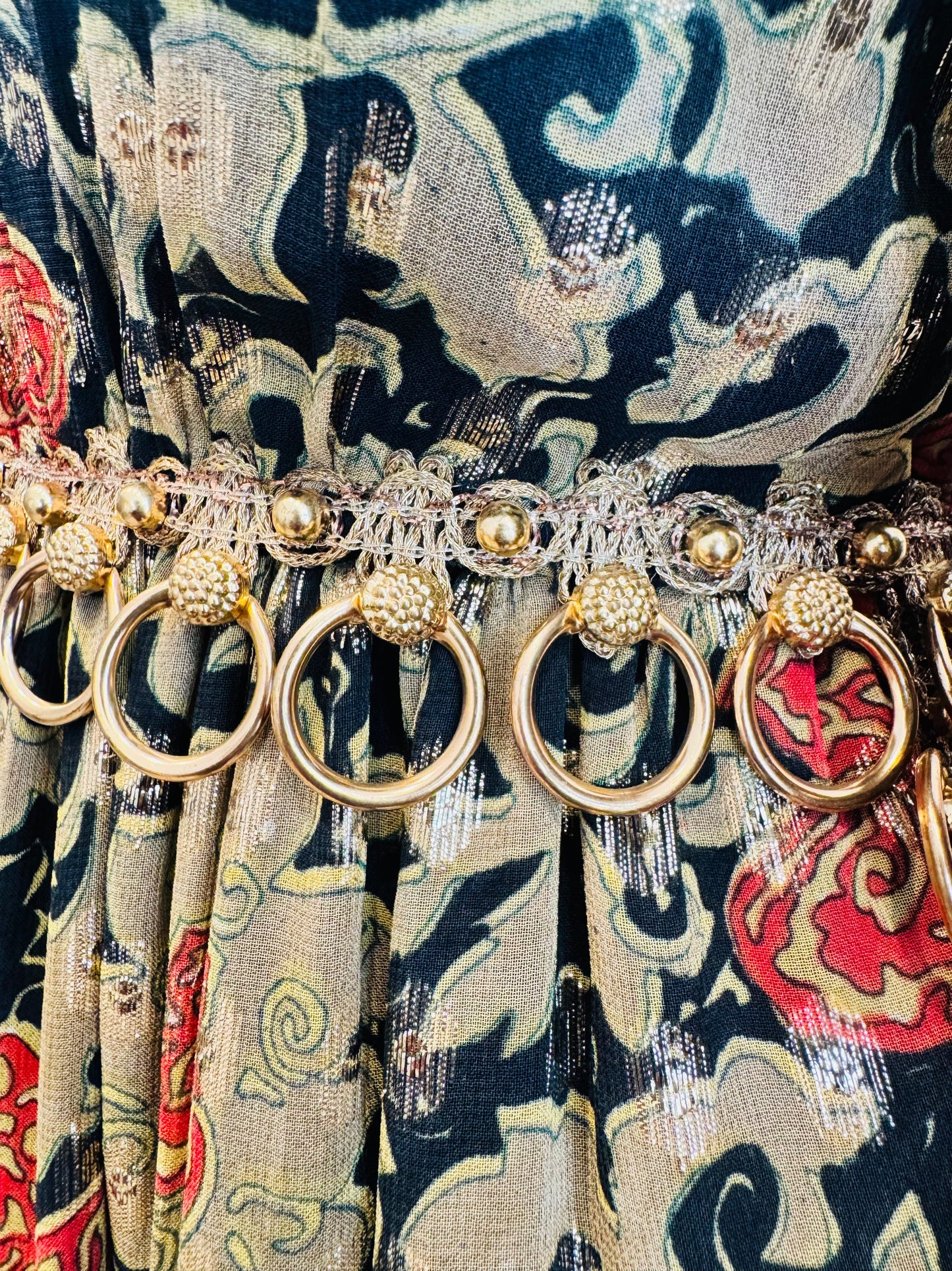 1970s Swan Lee Winnetka Vintage Gold Hoop Dress