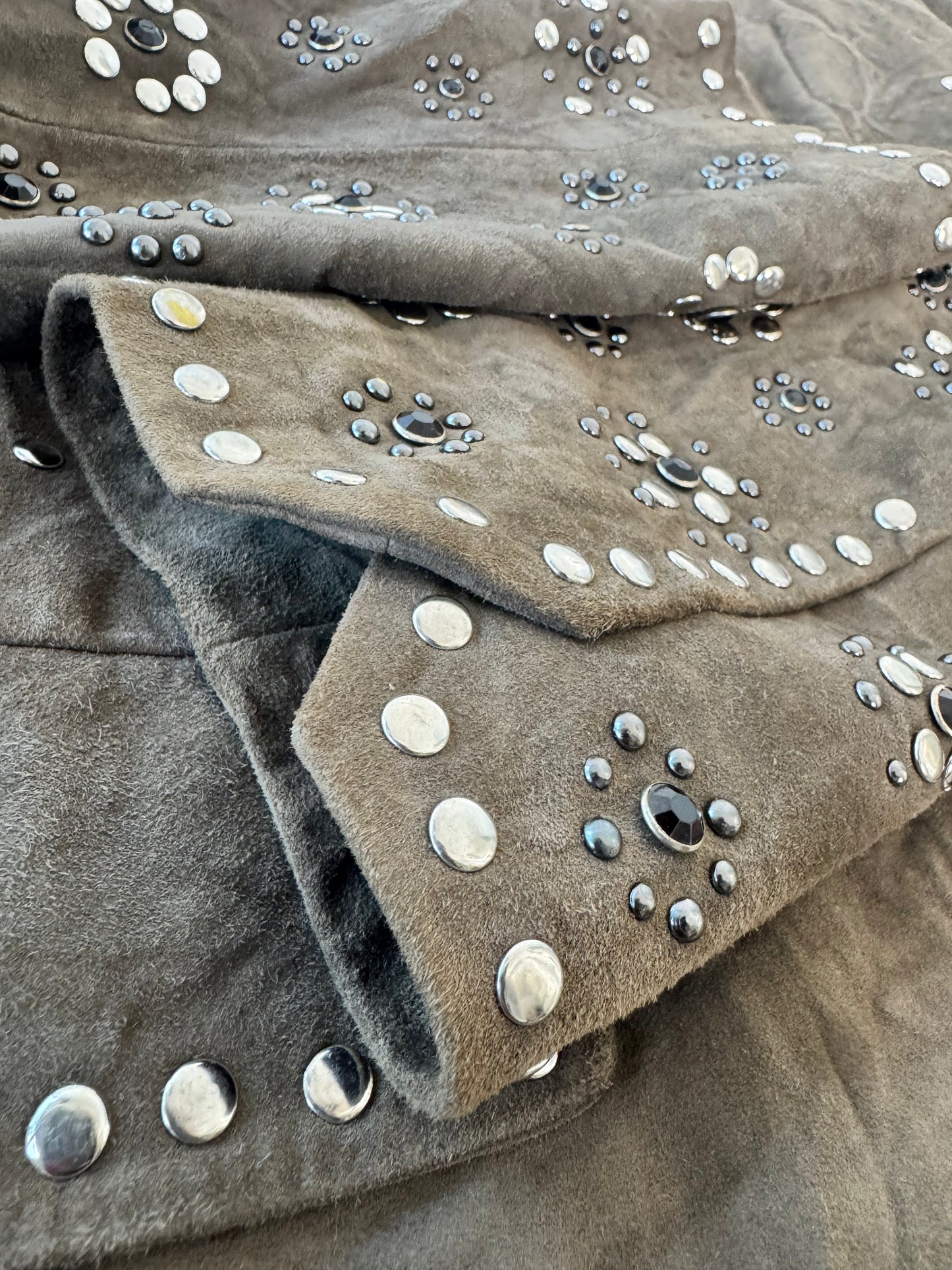 2022 Zadig & Voltaire Défilè Gray Studded Jacket