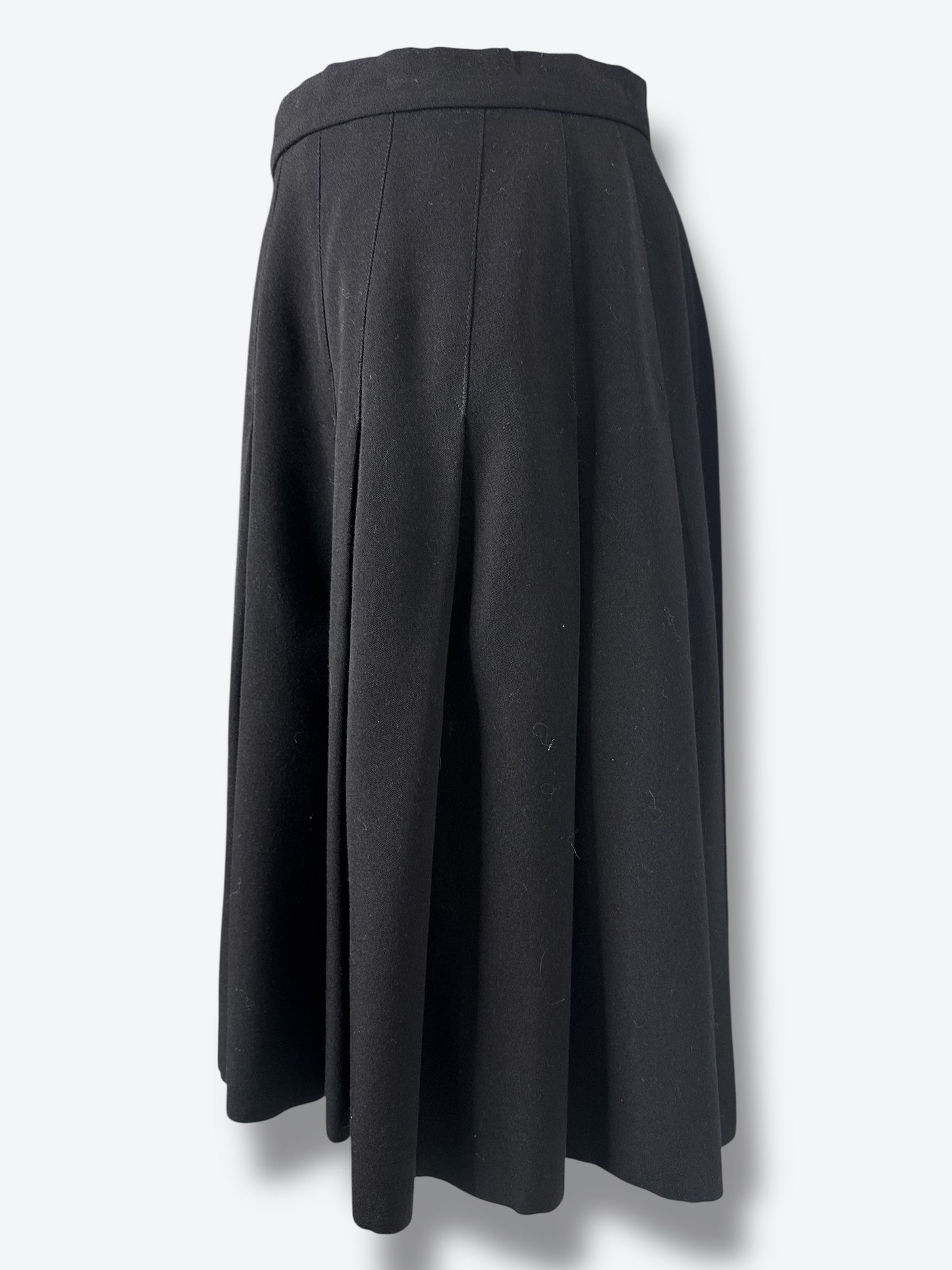 Chanel 02A Black Pleated A-Line Skirt – Fall 2002 Collection