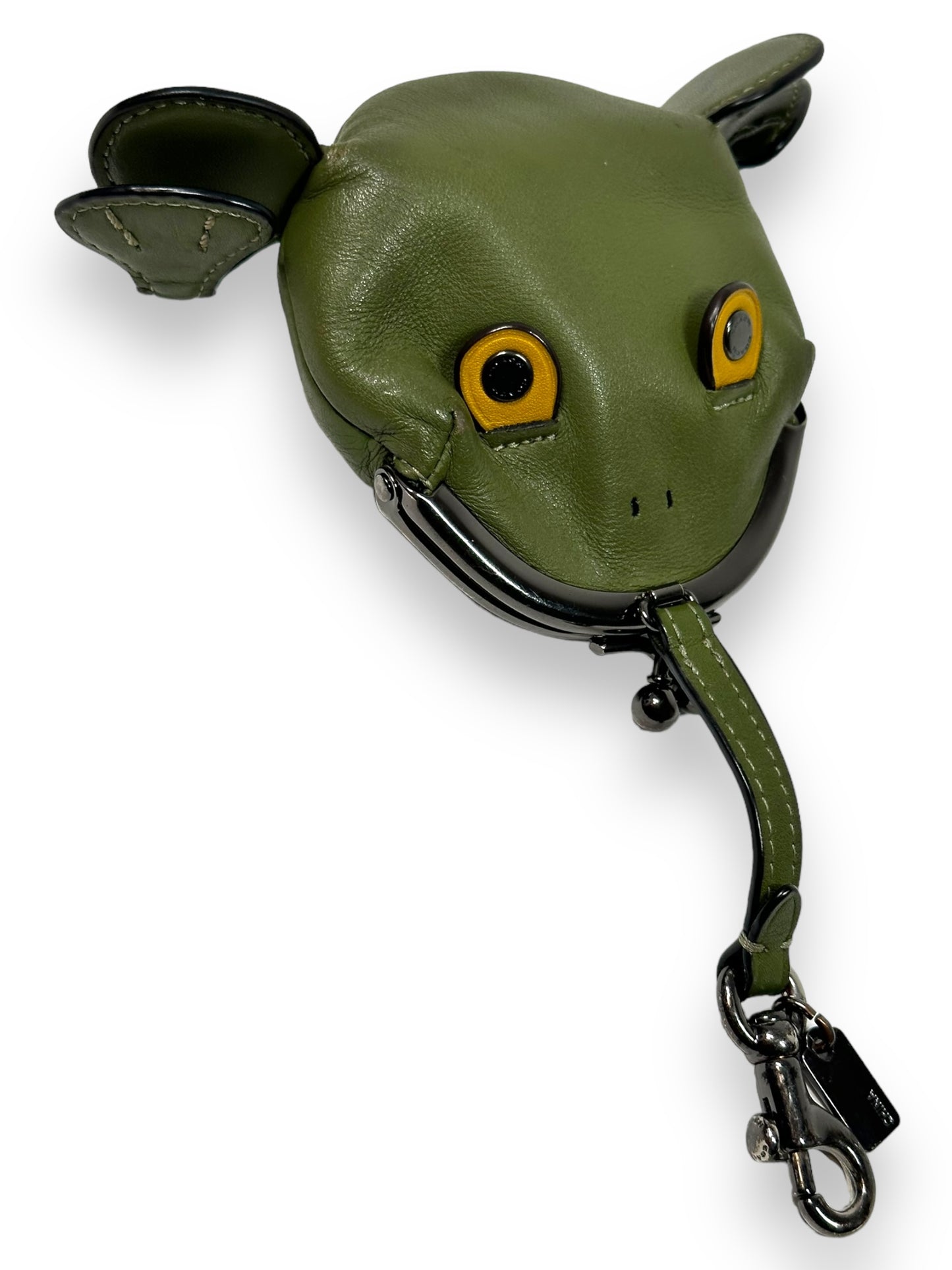Trend: “Coach” Frog Kiss Lock Change Purse