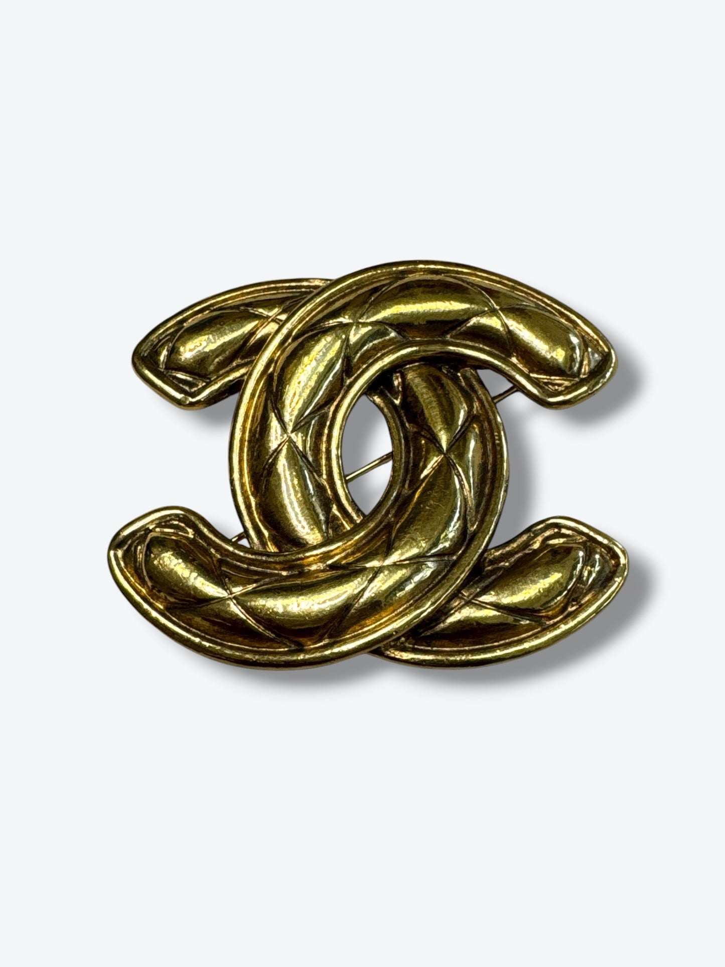 1980s Chanel Vintage Quilted CC Logo Brooch – Gold Tone (1980s/90s)