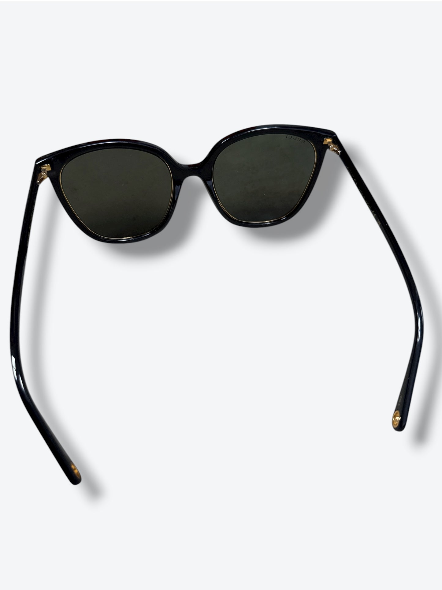 Gucci Sunglasses with Chain (GG1076S)