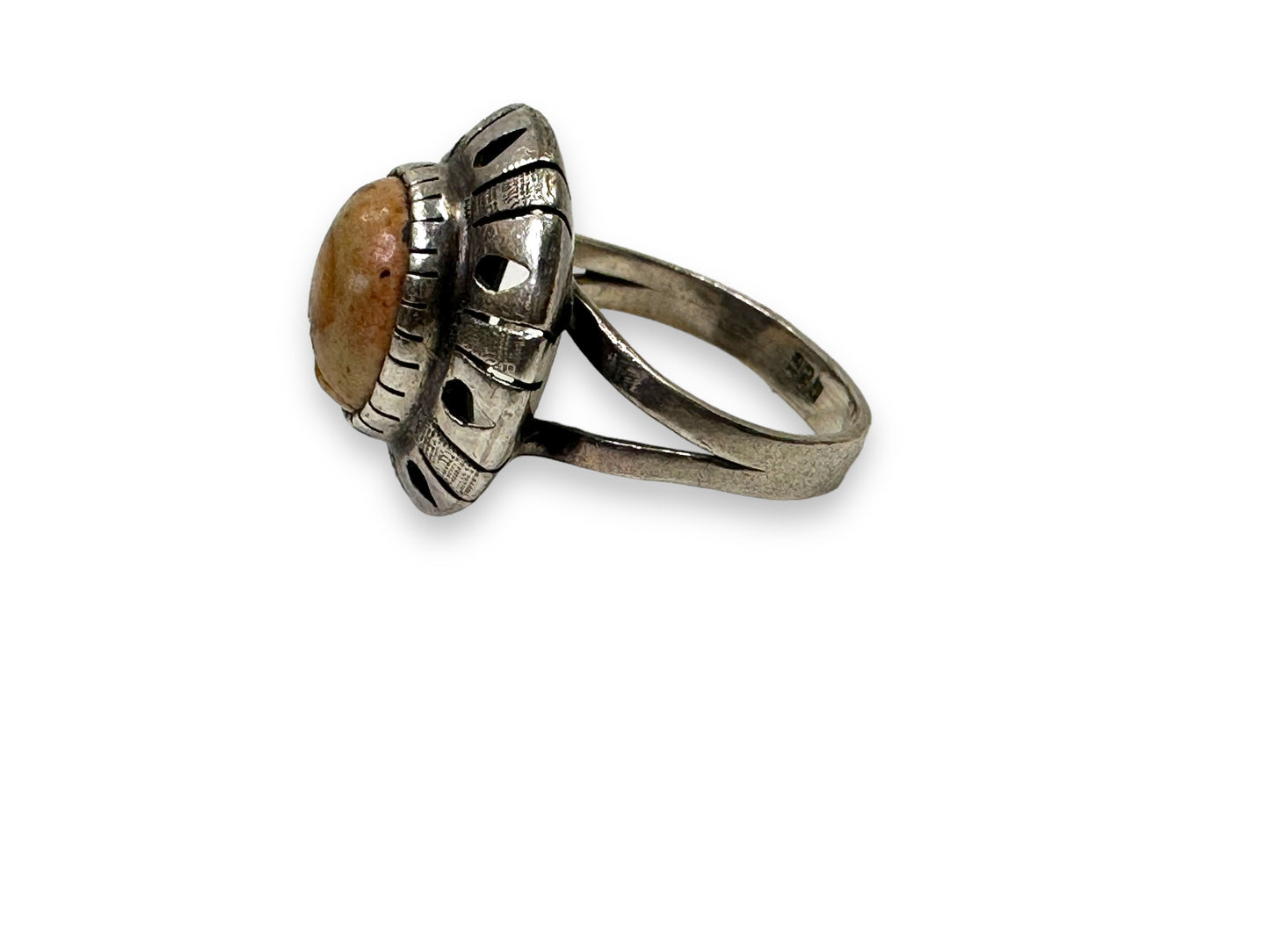 1970s Sterling Sliver Circular Iridescent Gem Ring