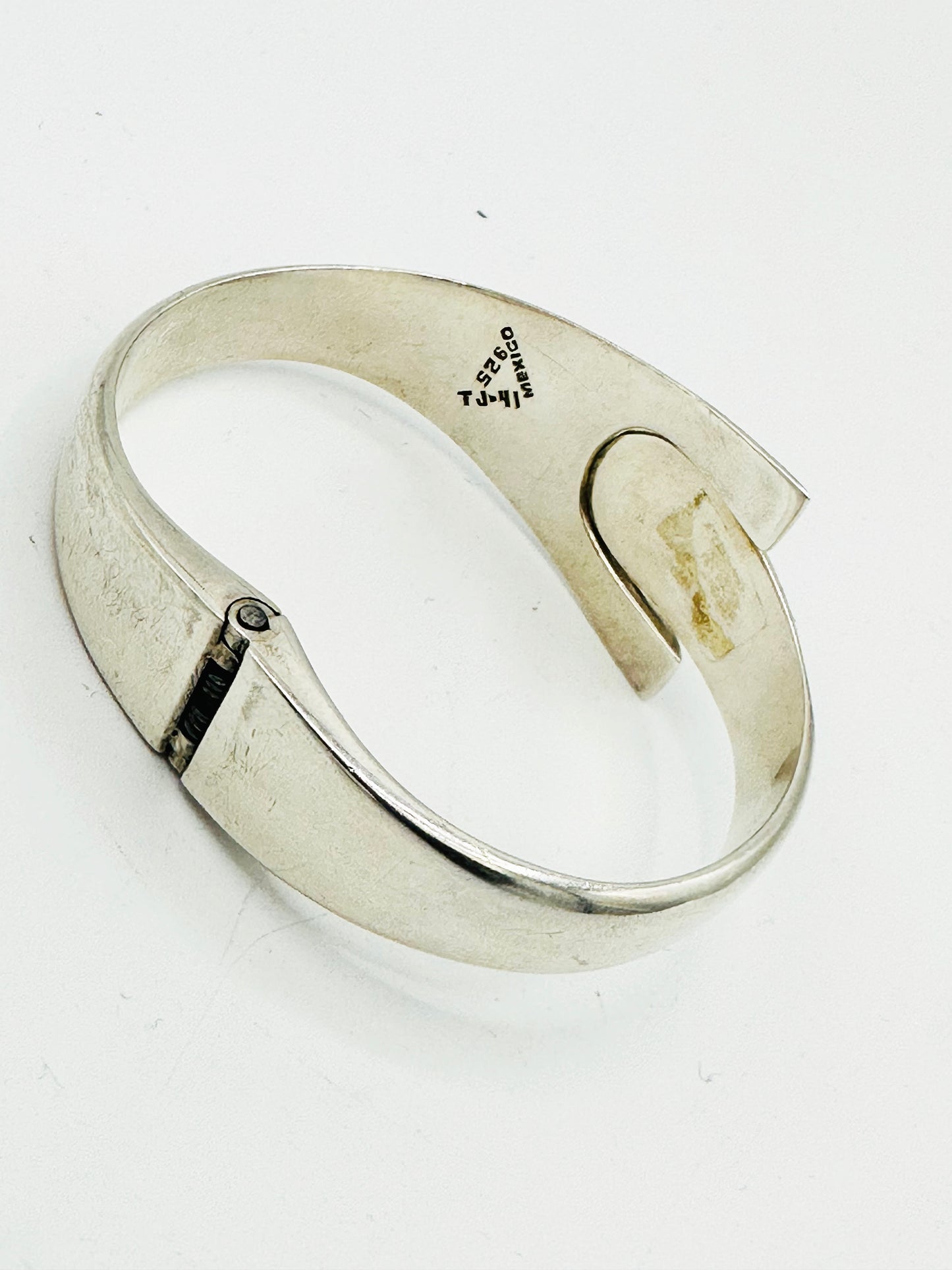 1980's Mexican Sliver and Onyx Cuff Bracelet