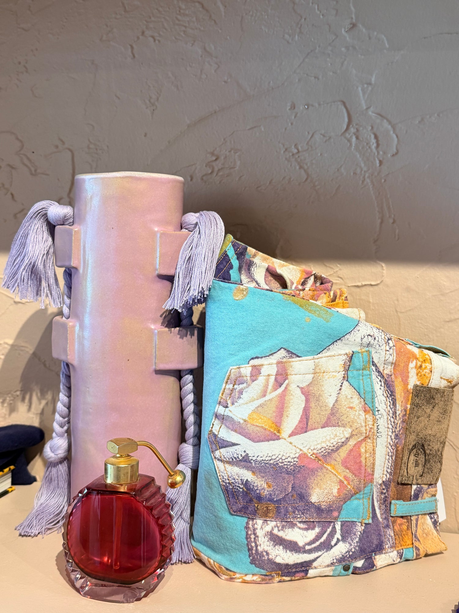 THE VAULT CREATIVE + KAMEO VINTAGE STYLE LOUNGE