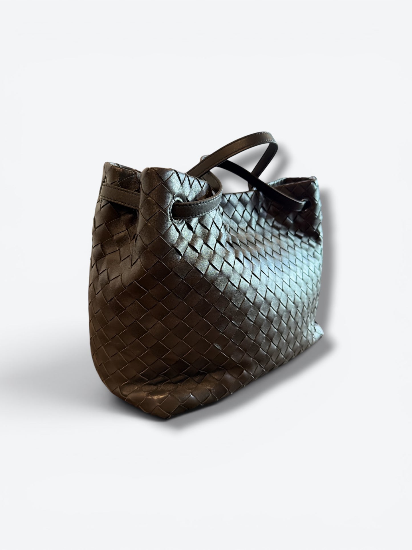 Trend:  Bottega Veneta Intrecciato Tote in Graphite