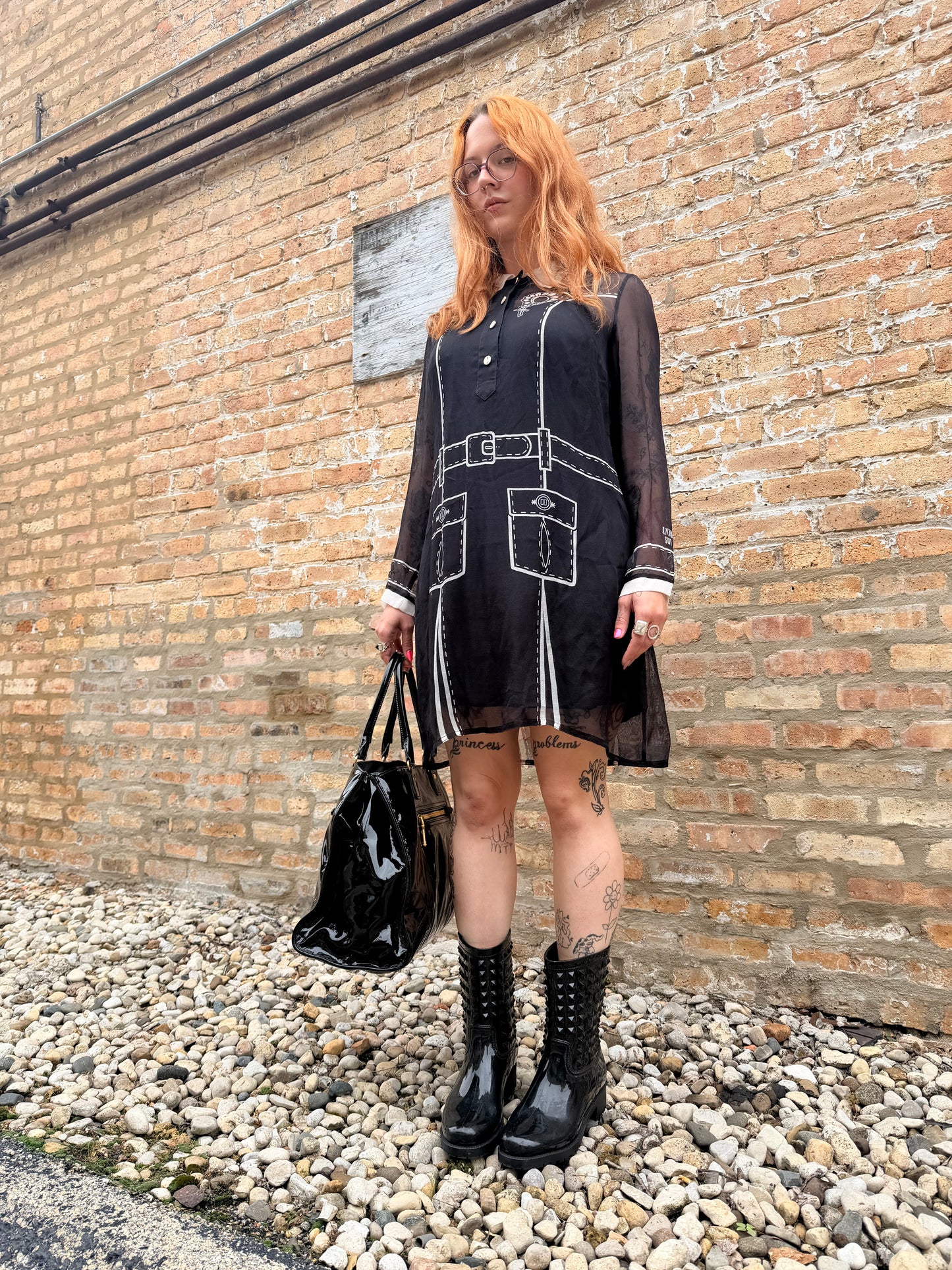 Consign: Y2K Prada Vitello Shine Patent Leather Tote