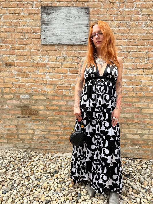 Trend: Banana Republic Black + White Swirl Halter