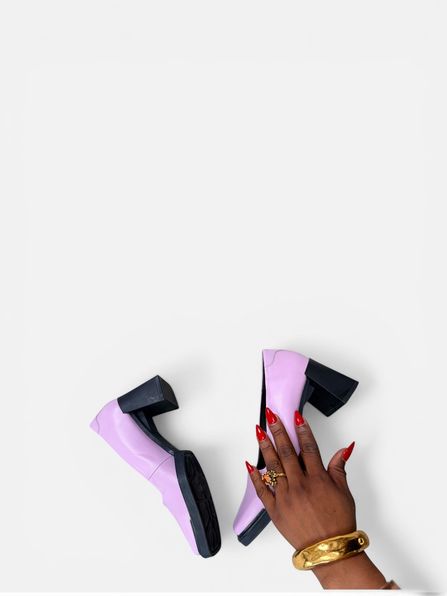 Trend: VagaBond Shoemakers Lavender Chunky Pumps