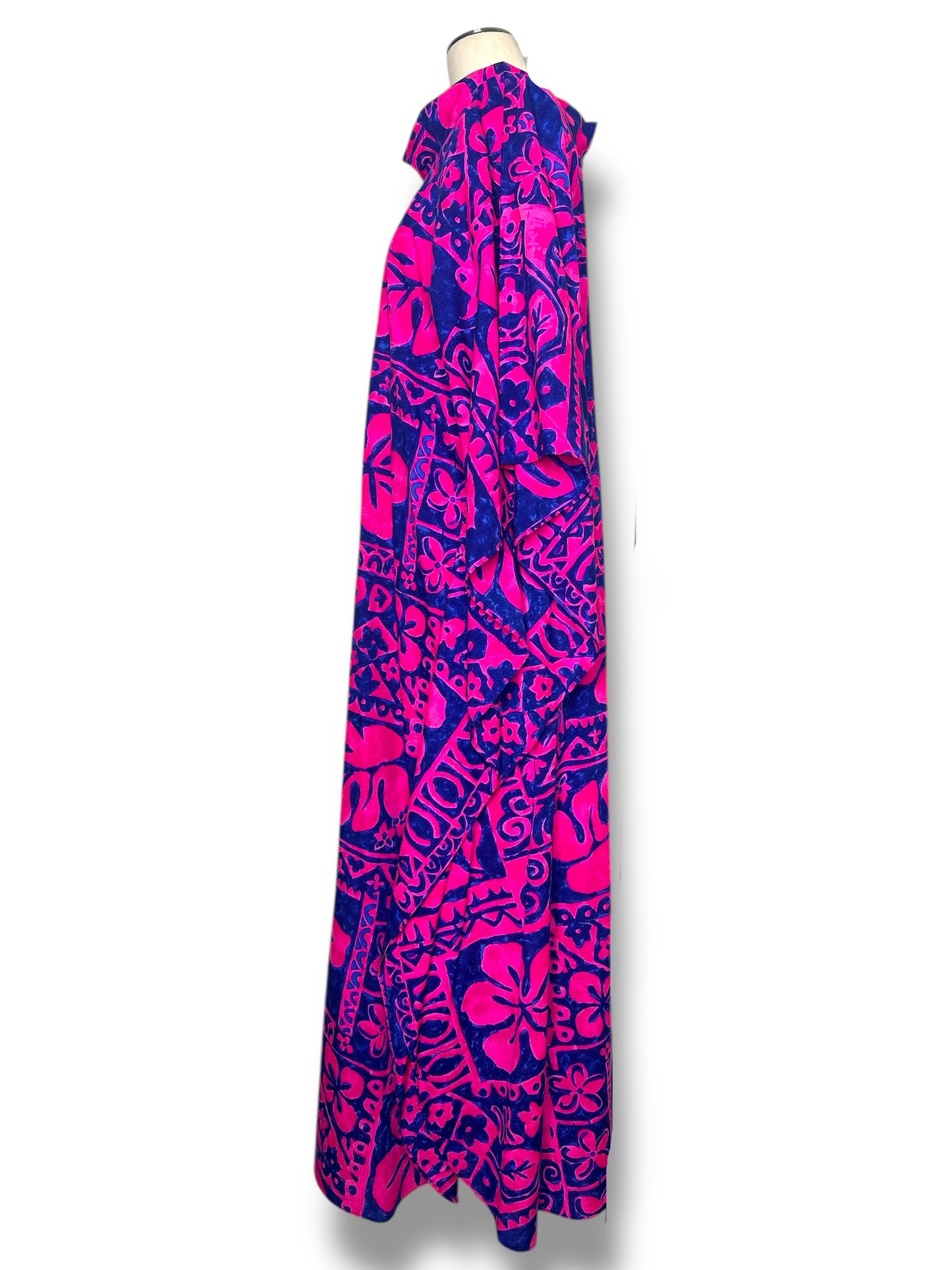 #102. 1970s Evelyn Margolis Hawaii Mumu