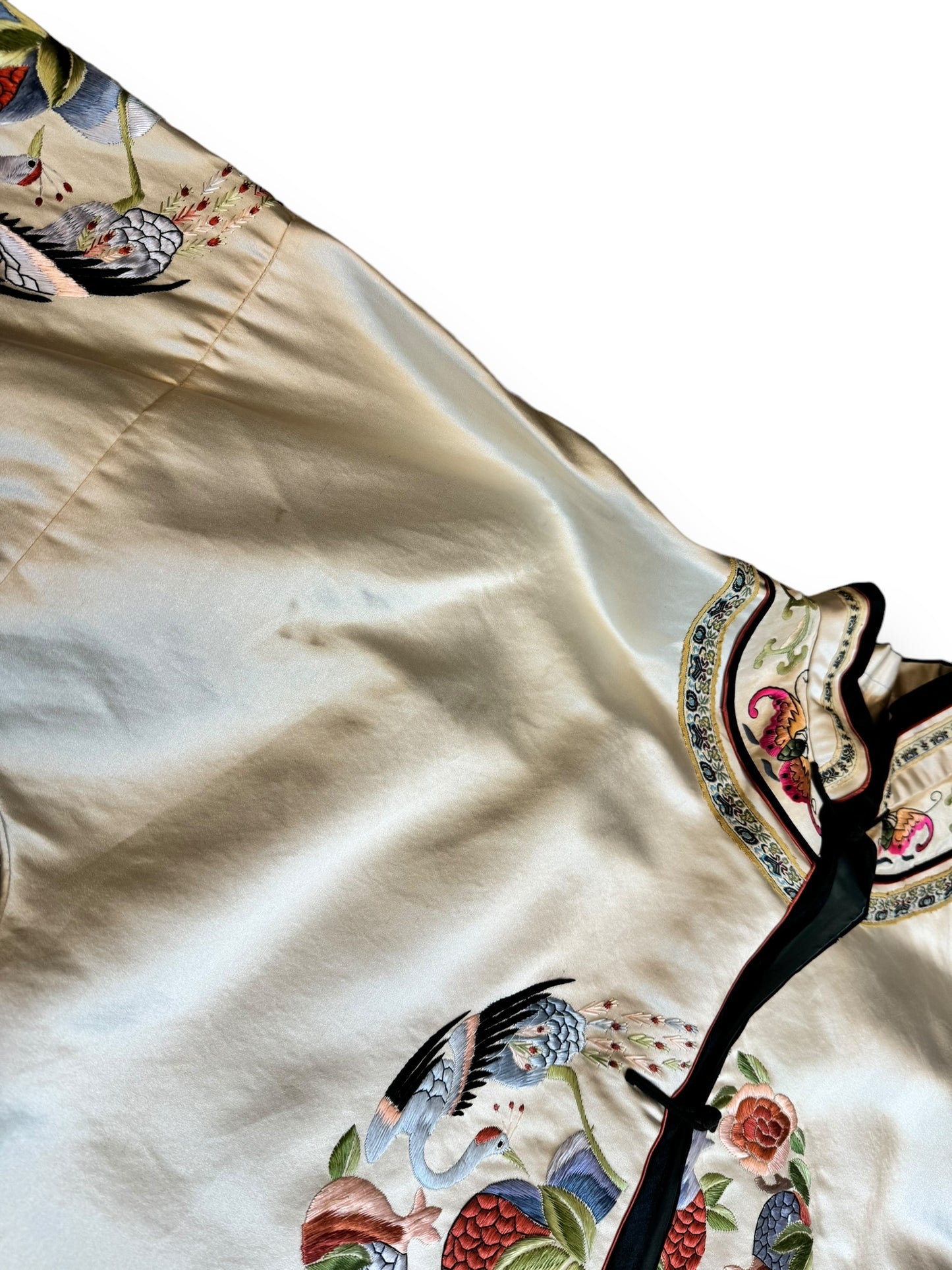 1940s • 1950s Asian Silk Embroidered Robe