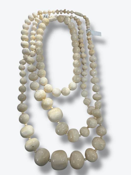 Monies lot ivory jewelry