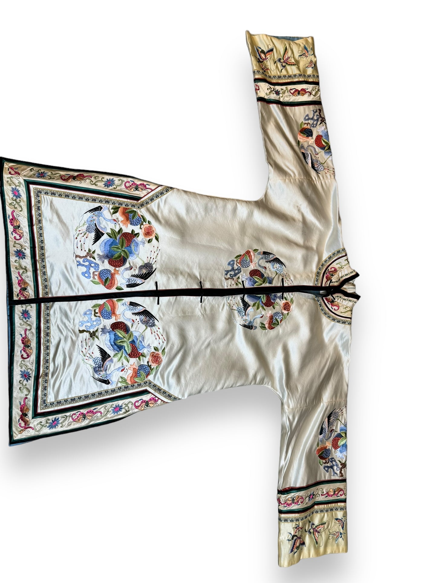 1940s • 1950s Asian Silk Embroidered Robe