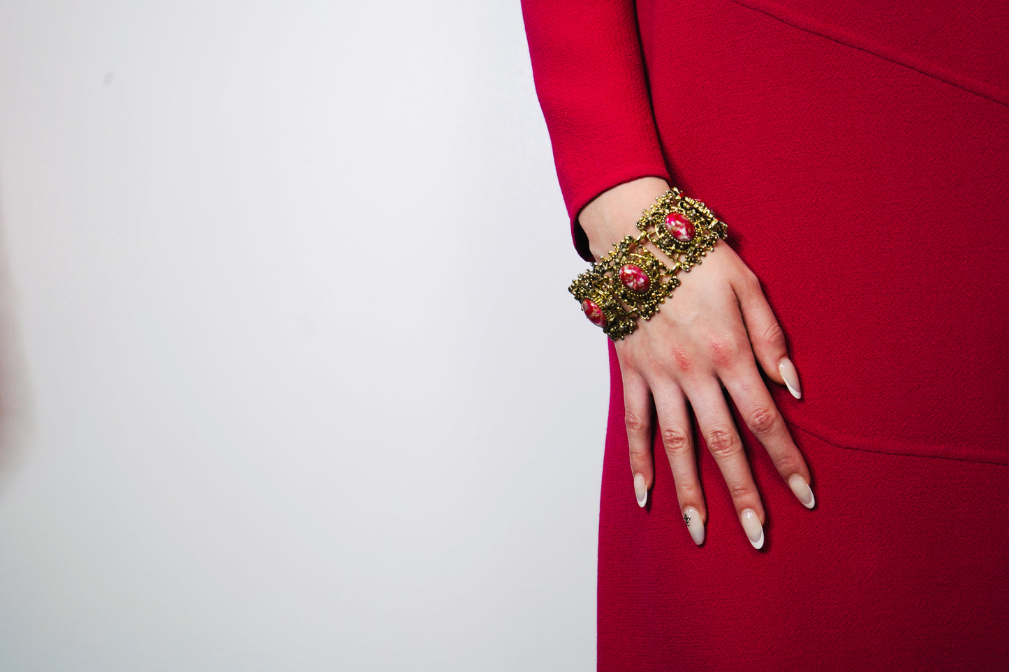 1970s Pink and Gold Enamel Metal Cuff