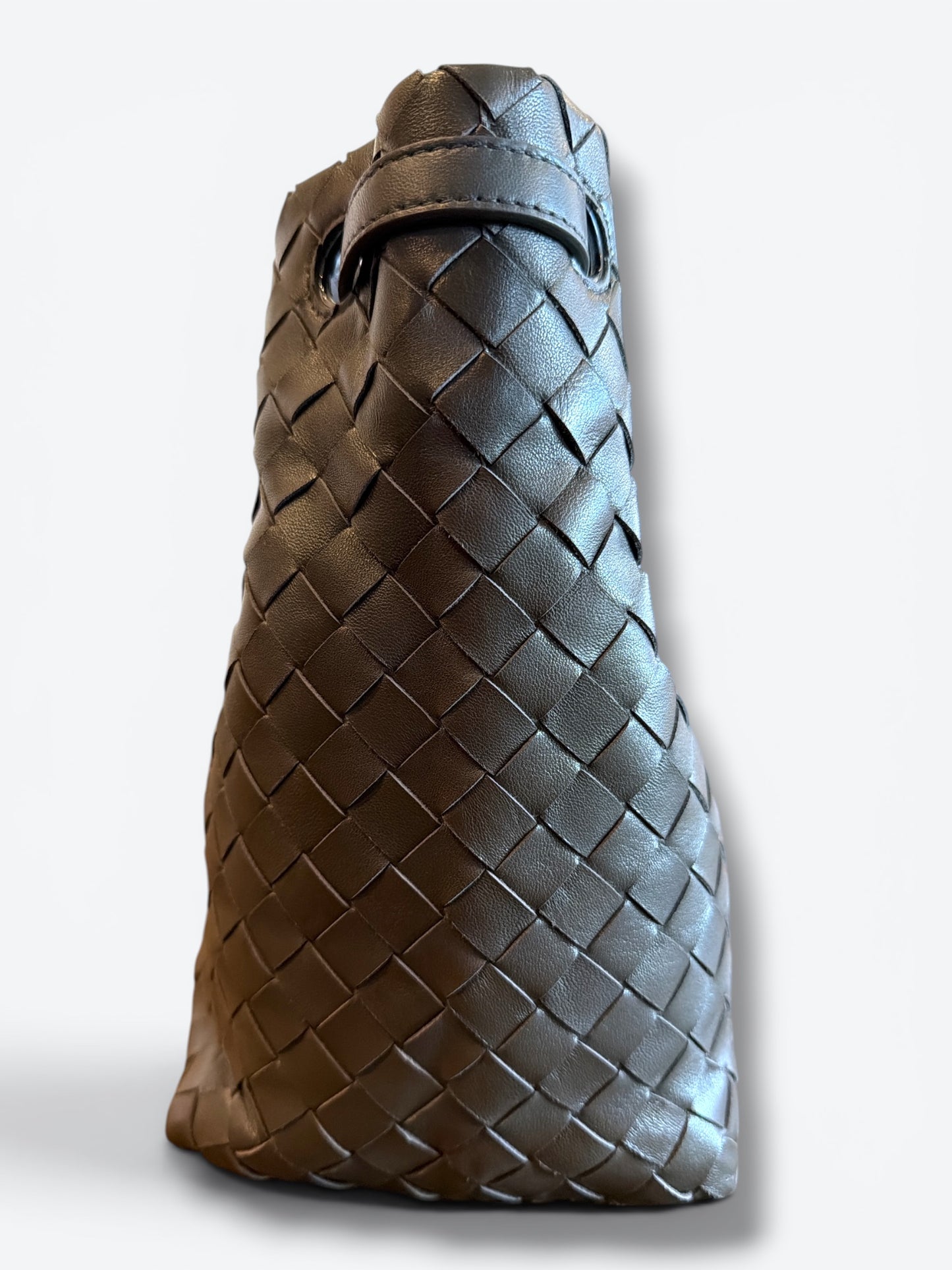 Trend:  Bottega Veneta Intrecciato Tote in Graphite