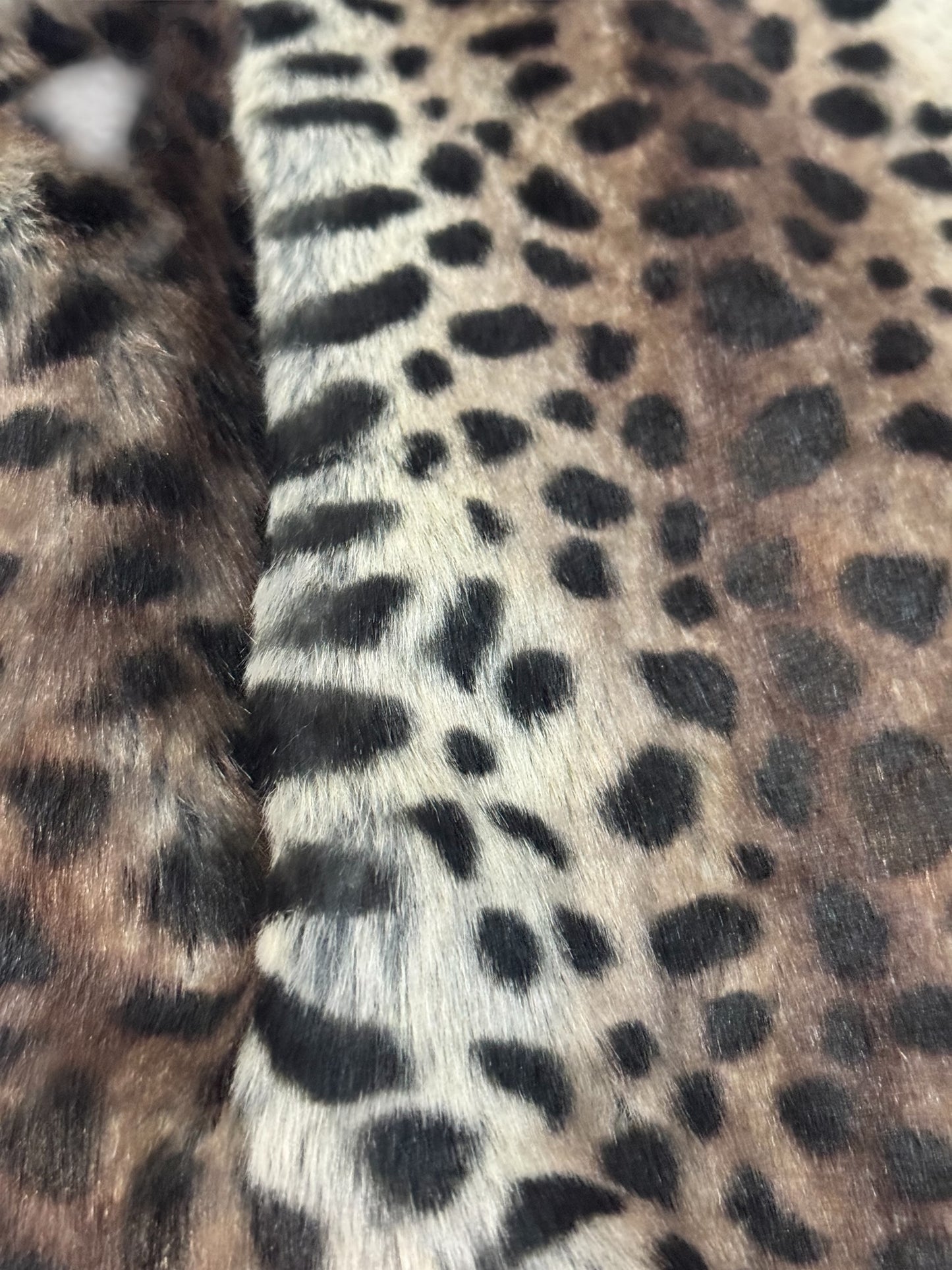 Y2K Hannah by Marlow One Button Cheetah Faux Fur Jacket