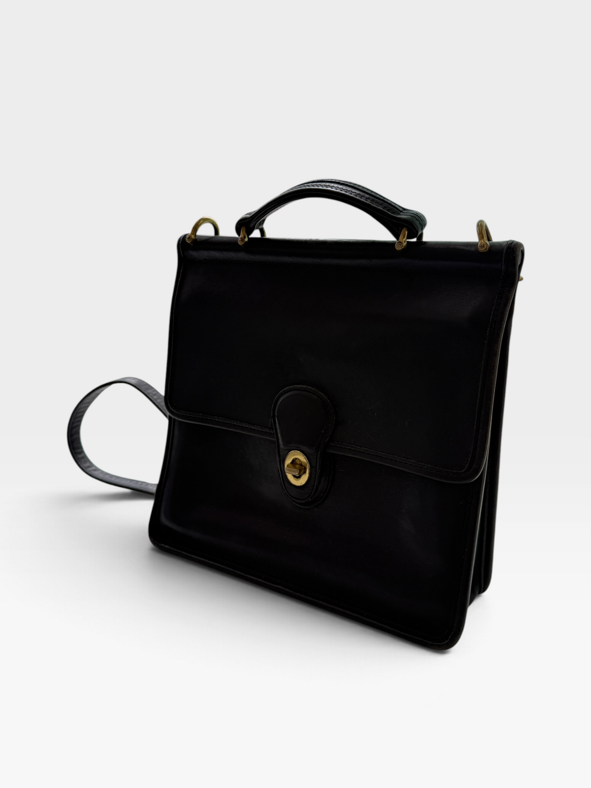 1980s/90s Coach Willis Station Crossbody (F709927)