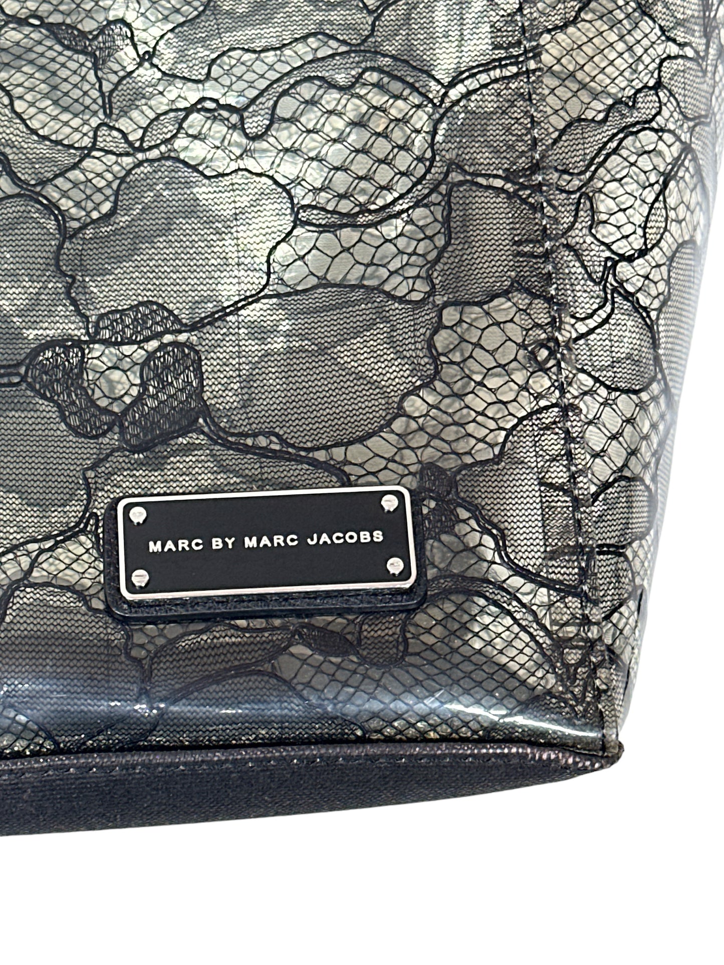 Trend: Marc Jacobs Lace Lucite Bag
