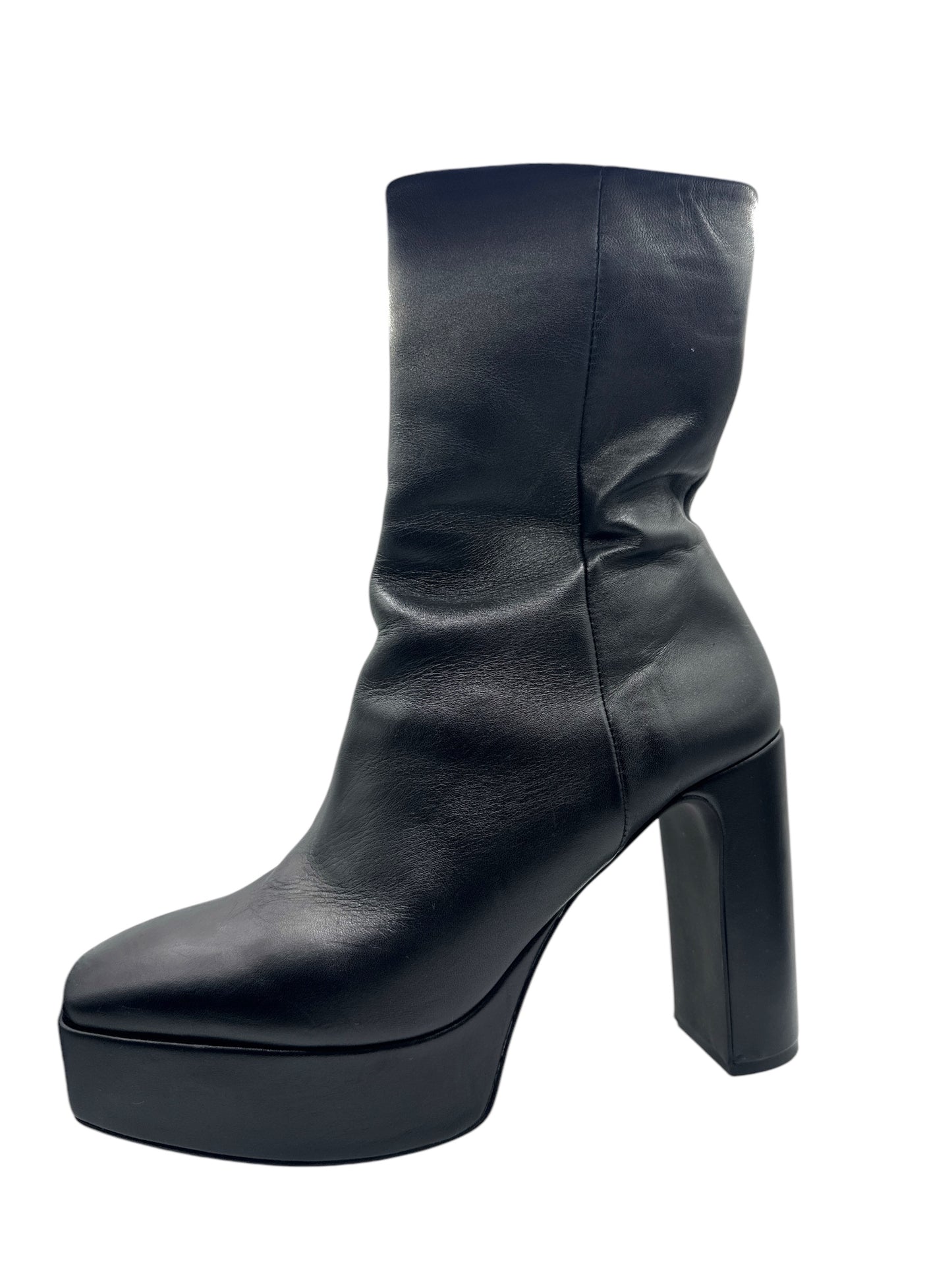 Trend: Zara Platform Black Boots