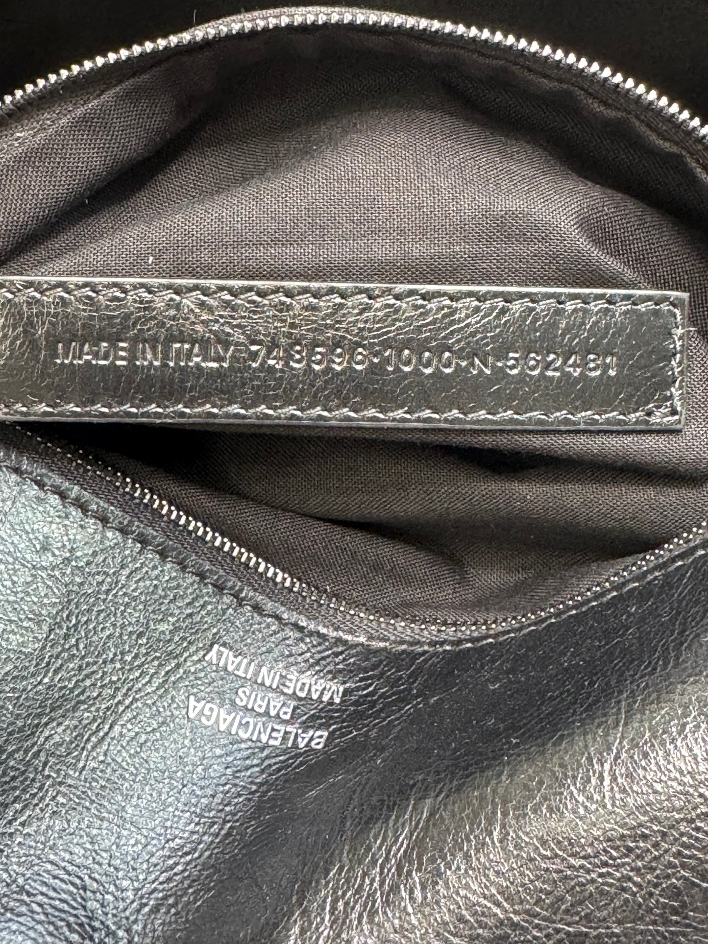 Balenciaga Monaco Leather Medium Shoulder Bag (748596 • 1000 • N • 562481)