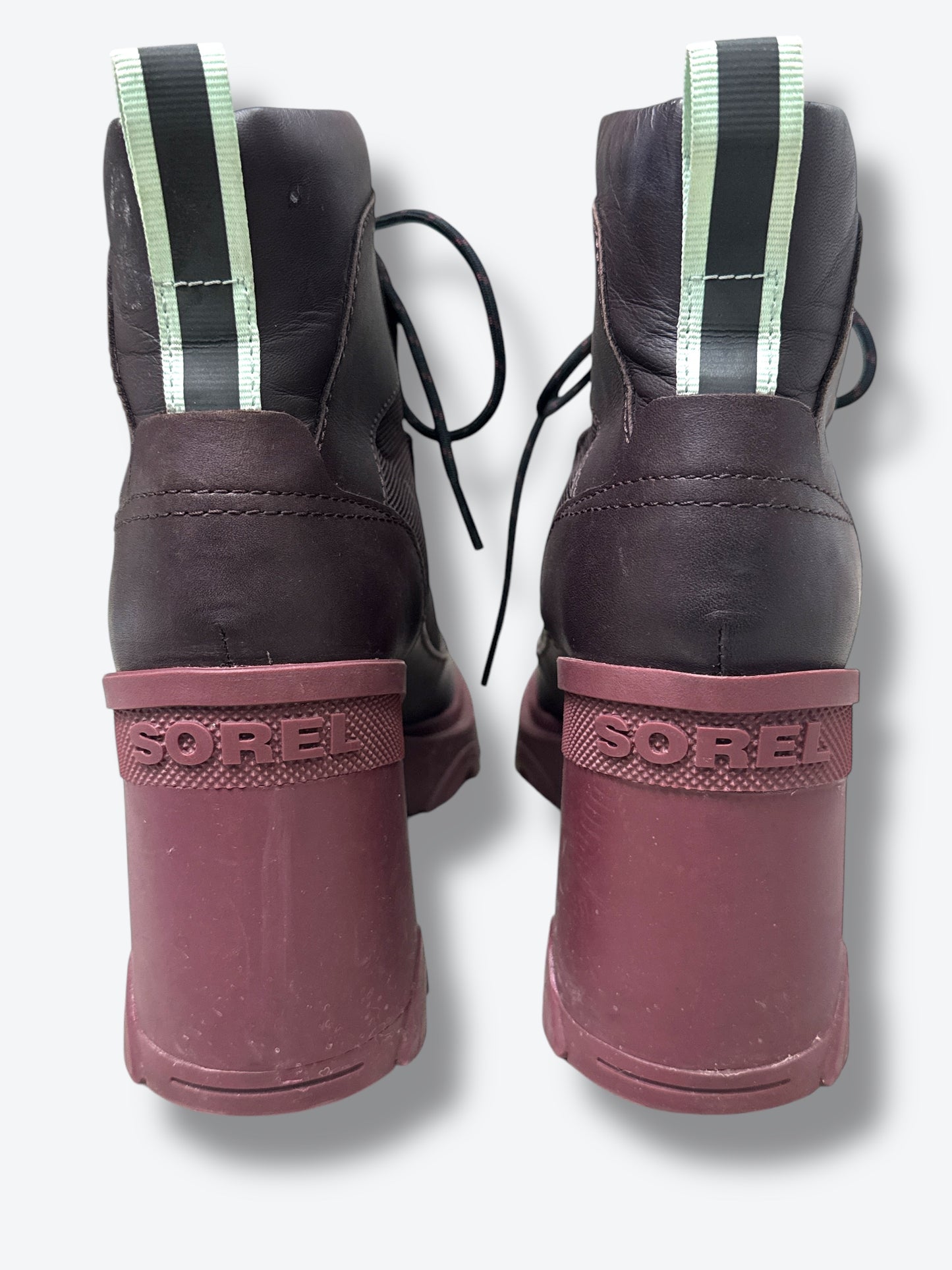 Trend: Sorel Oxblood Rubber Rain Boots