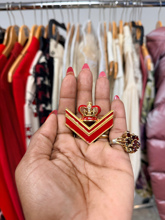 Vintage Red Queen Crest Broach