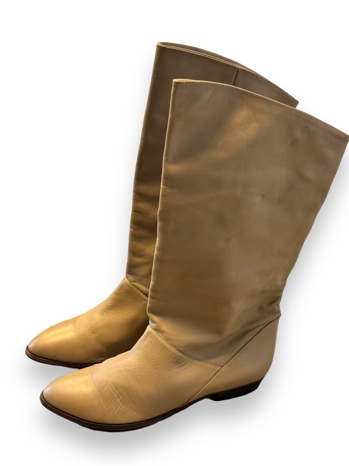 1980s Flat Beige Leather Boots