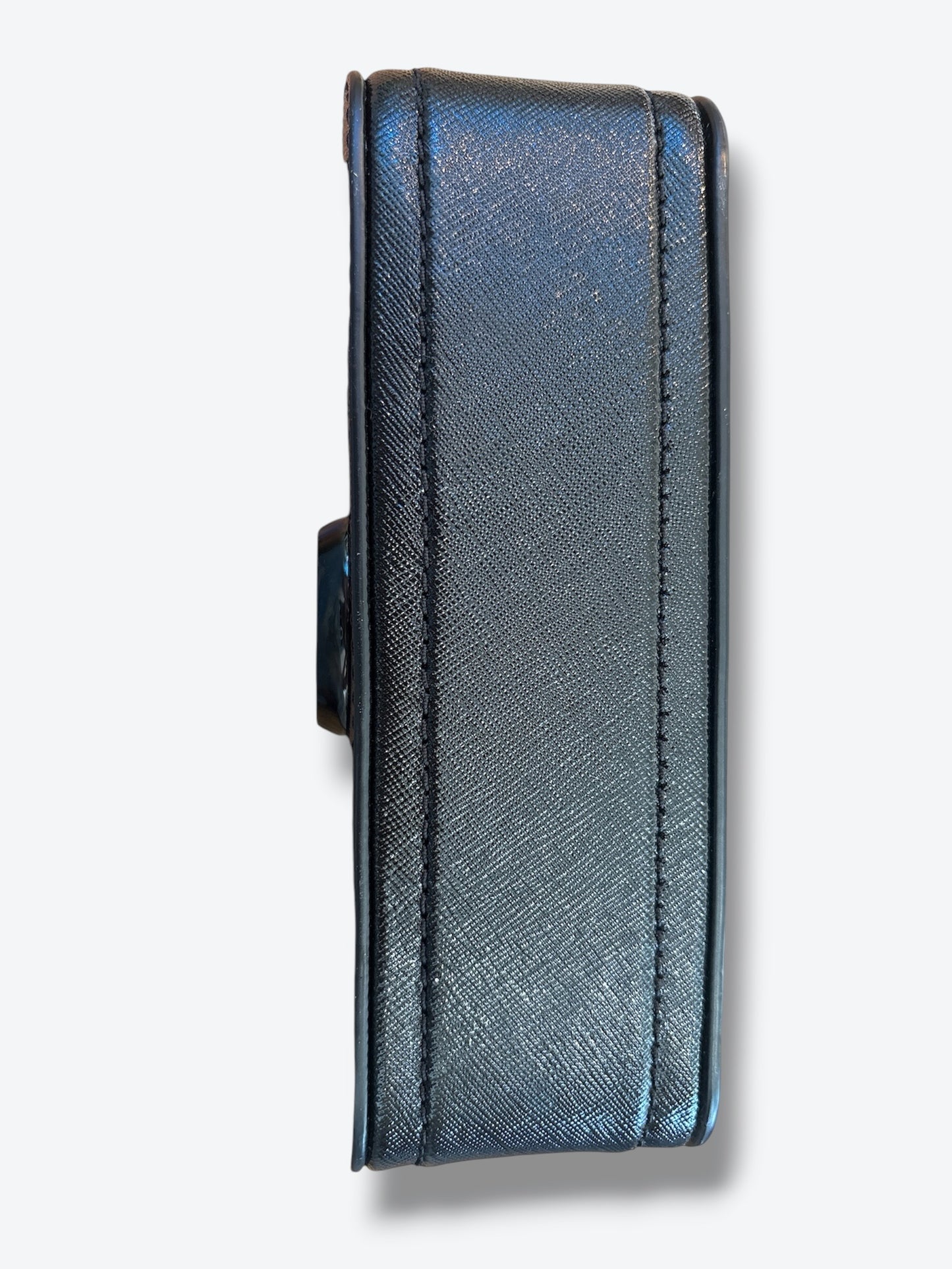Trend: Marc Jacobs The Snapshot Camera Bag in the Black-on-Black (DTM, “Dipped in Black”)