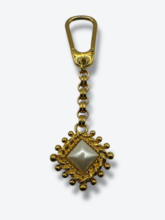 1970 St. John Pearl & Gold Medallion Key Charm