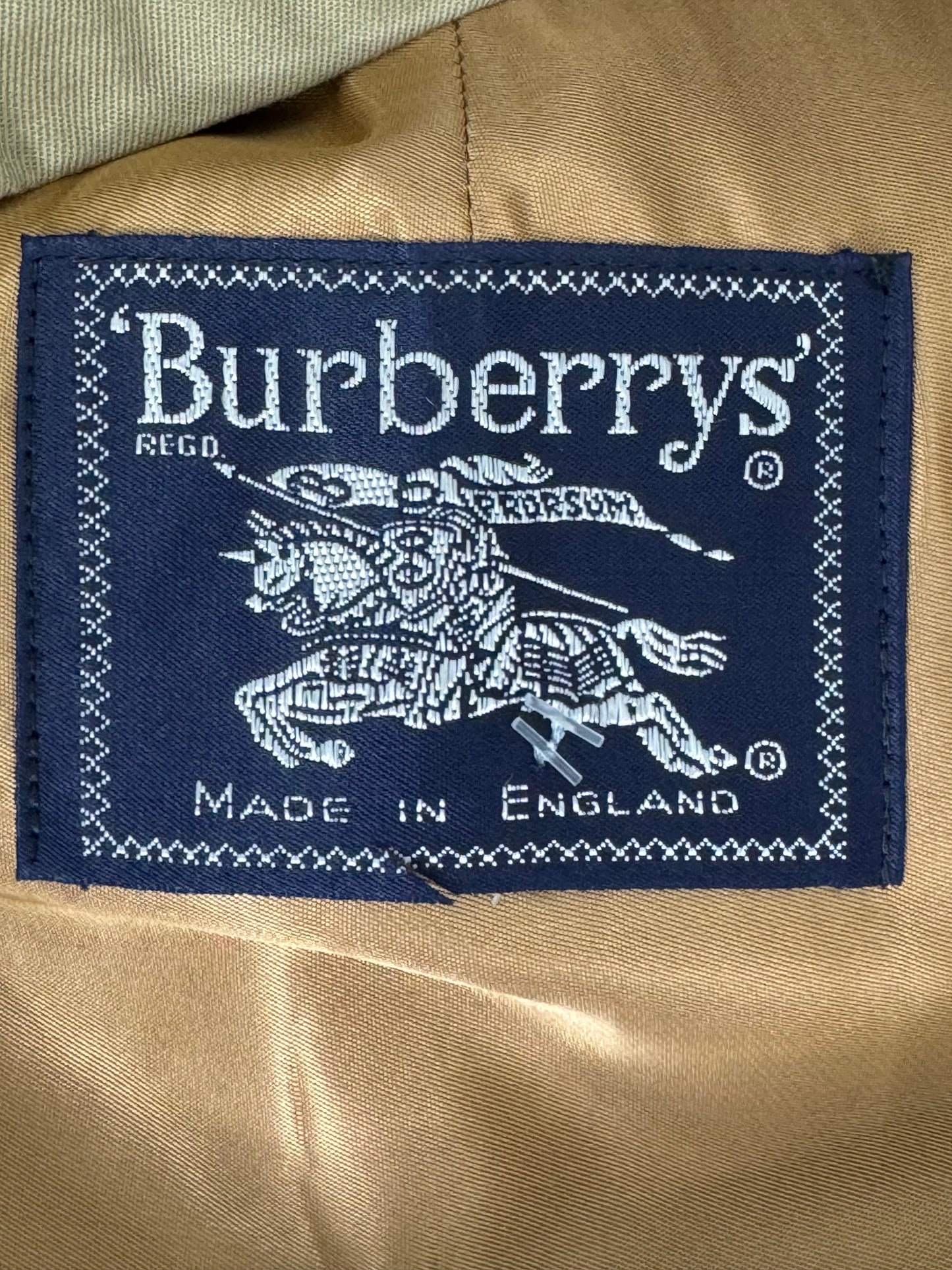1980a Burberrys Trench Coat with Lining