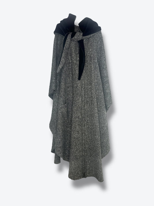 Vintage 1970s Hourihan of Dublin Wool Cloak with Velvet Hood/Collar
