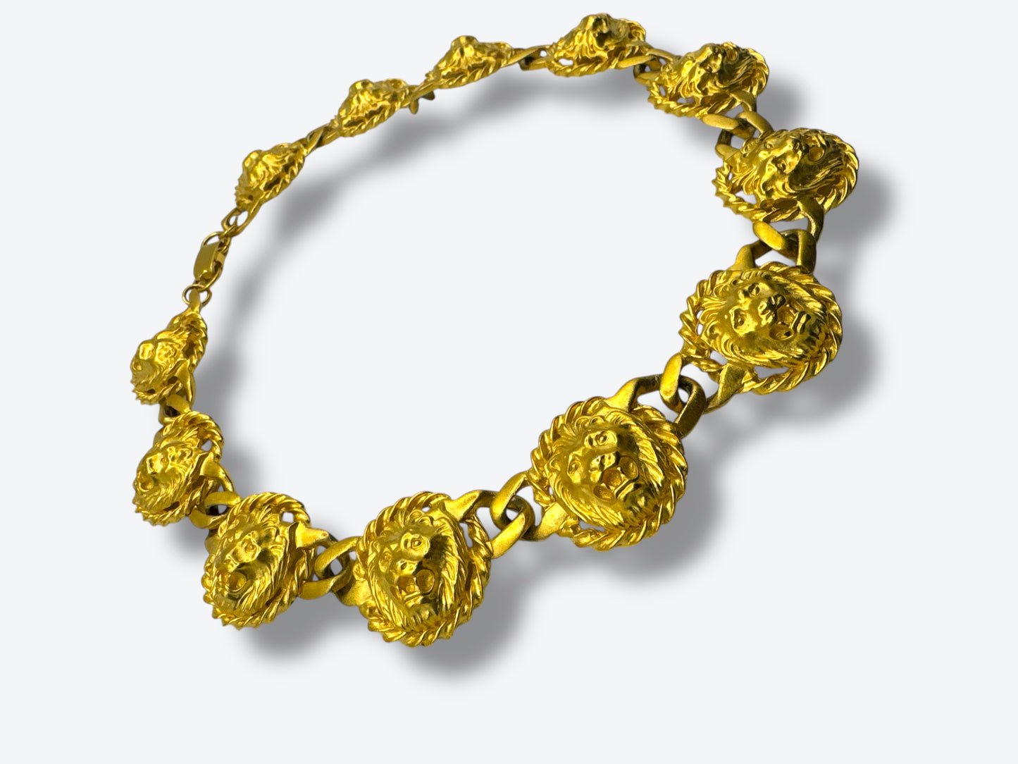 Vintage 1980s Lion Head Statement Necklace – Bold Gold Power Jewelry
