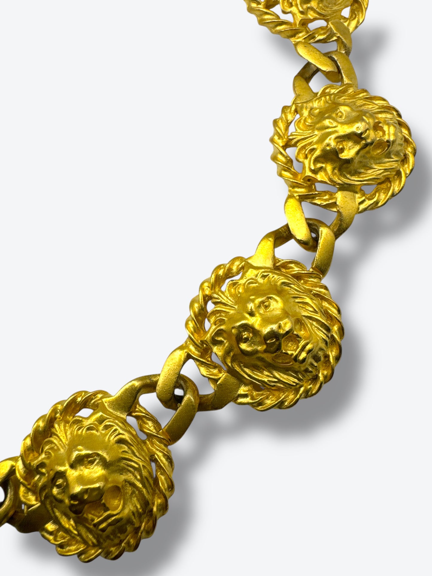 Vintage 1980s Lion Head Statement Necklace – Bold Gold Power Jewelry