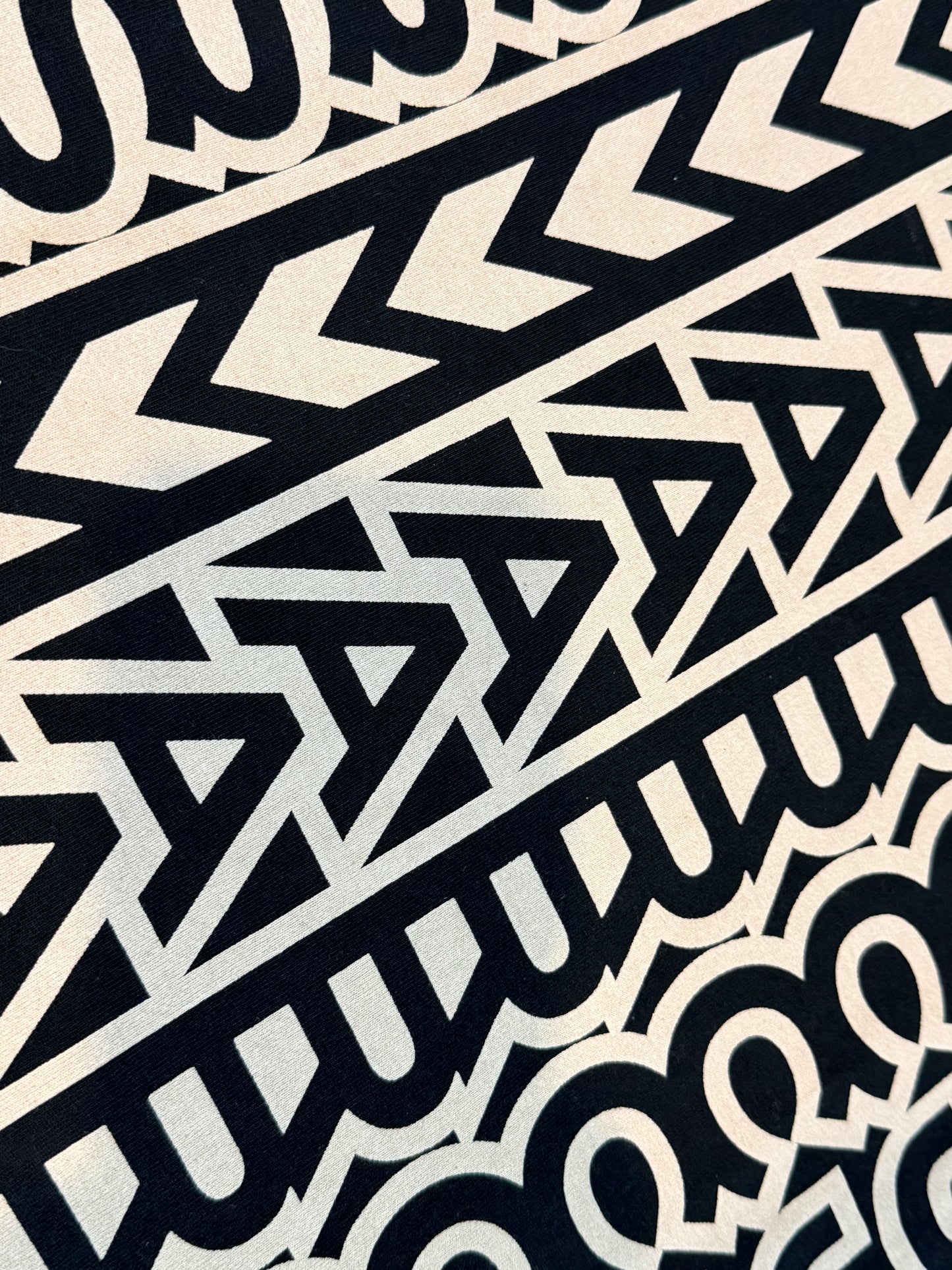 Trend: Marc Jacobs Black & White Monogram T