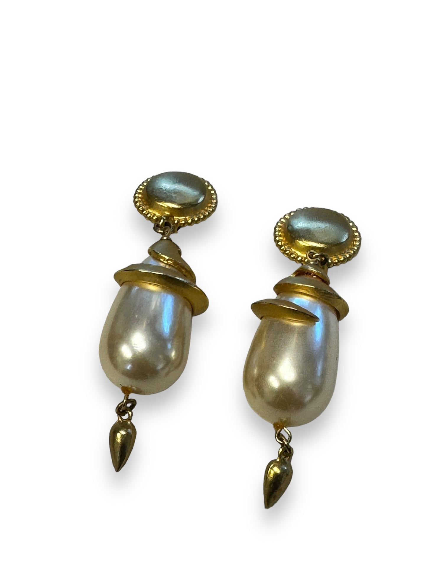 1980s Vintage Pearl + Gold Swirl Earrings (Clip)